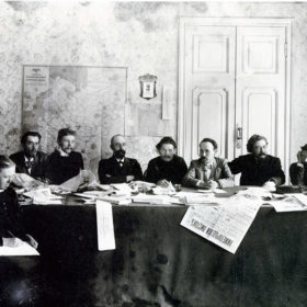 А.М. Горький в редакции газеты «Нижегородской листок». 1899