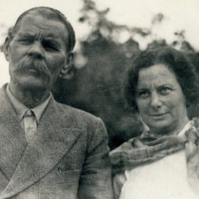 Фото. А.М. Горький и Анна Сергеевна Курская. Сорренто. 1928 г.