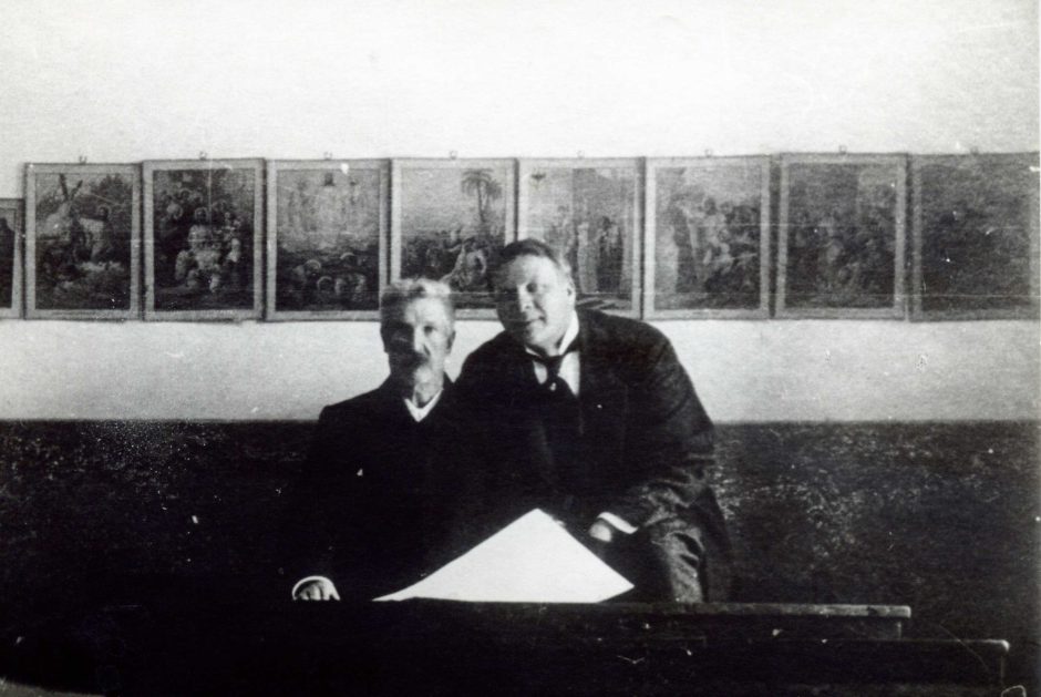 Фото. Ф.И. Шаляпин с Н.В.Башмаковым. Казань, 1912