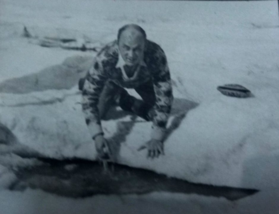 «Любовь к Северу». Часть 3 (Фото. Максим Пешков во время путешествия по Северному Ледовитому океану. 1931)